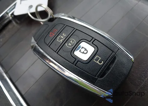 2018 Lincoln Continental Select из США, поврежденный, VIN 1LN6L9TKXJ5601628